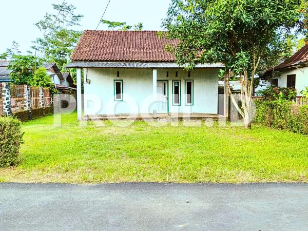 Rumah Sederhana dan Tanah Luas Bulupayung Kesugihan
